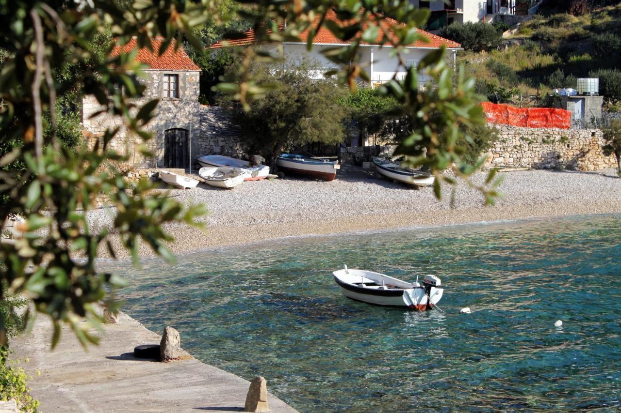 Seaside Secluded Apartments Cove Torac, Hvar - 589 Gdinj Екстер'єр фото